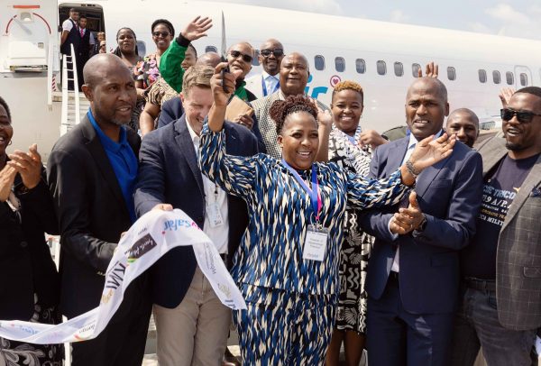 FlySafair launched its newest route between the Cape Town and Kruger Mpumalanga airports earlier today with an event attended by government officials, key FlySafair team members, and tourism stakeholders.
